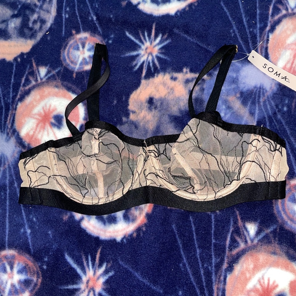 34A Soma Bra embroidered unlined black/hush NWT